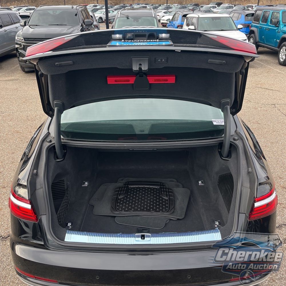 2020 Audi S8