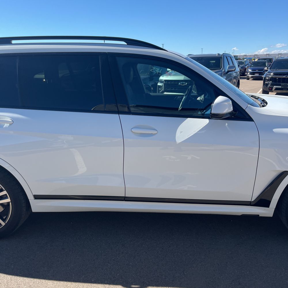 2025 BMW X7 XDrive40i