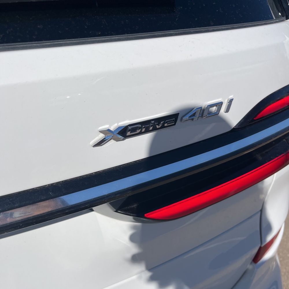 2025 BMW X7 XDrive40i