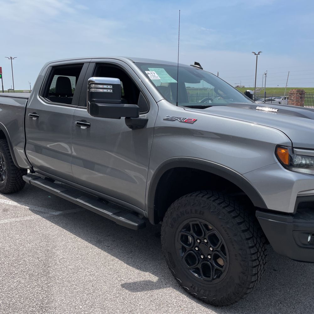 2024 Chevrolet Silverado 1500 ZR2