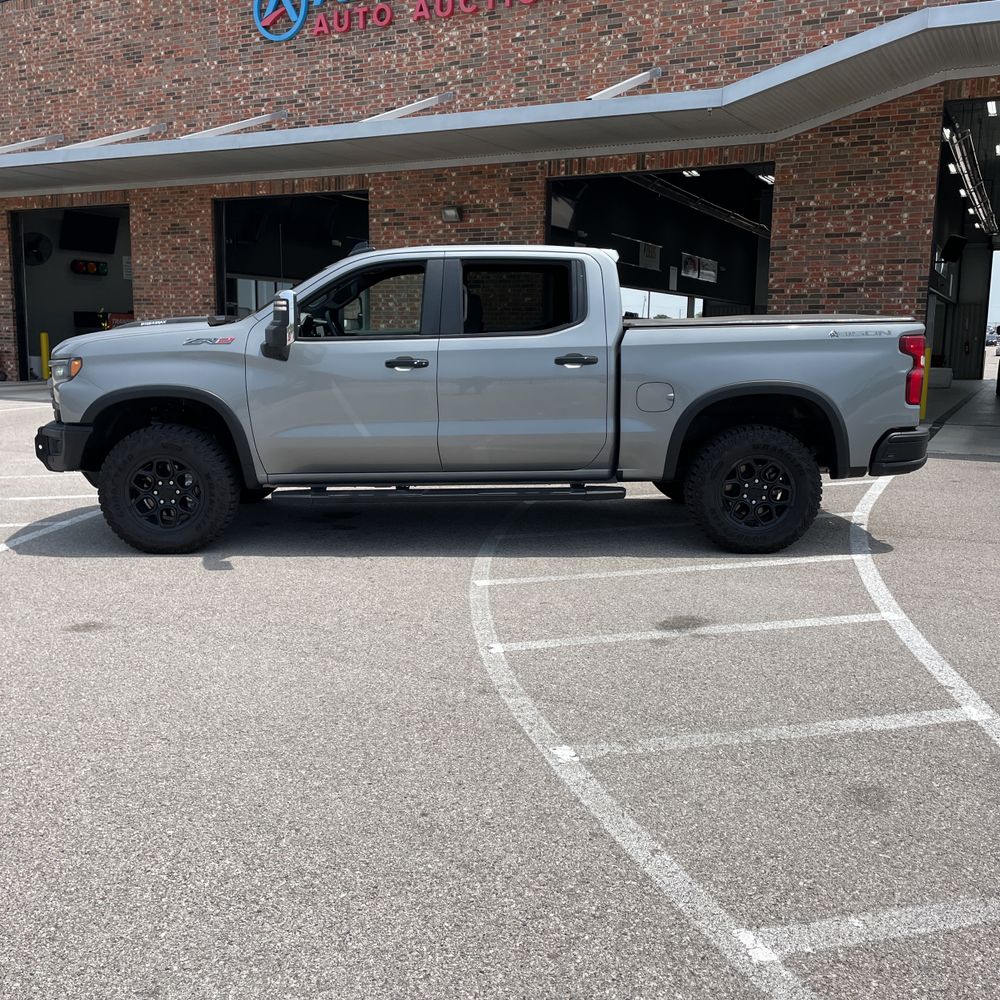 2024 Chevrolet Silverado 1500 ZR2