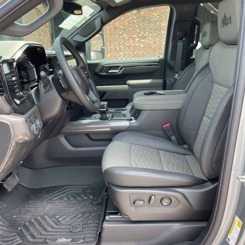2024 Chevrolet Silverado 1500 ZR2
