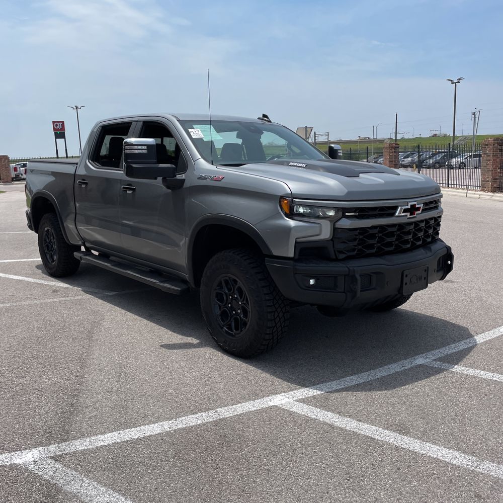 2024 Chevrolet Silverado 1500 ZR2