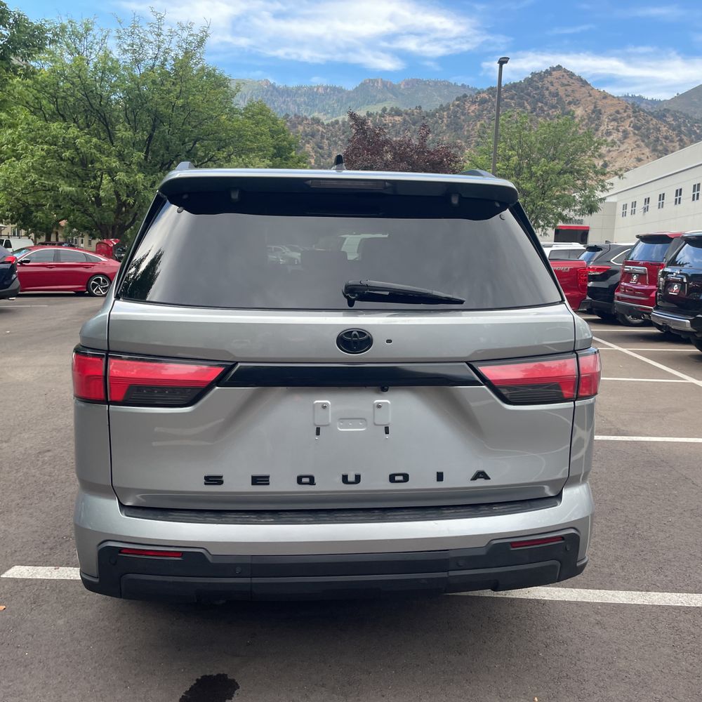 2023 Toyota Sequoia SR5