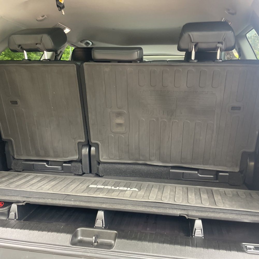 2023 Toyota Sequoia SR5