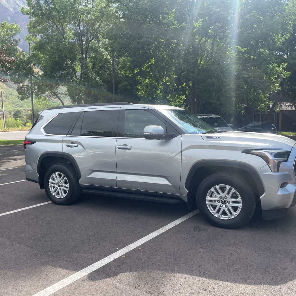 2023 Toyota Sequoia SR5
