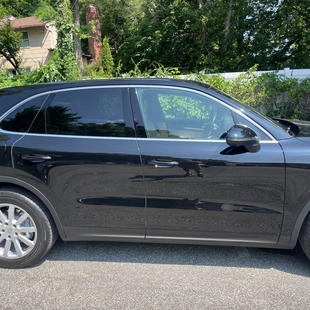 2022 Porsche Cayenne Base