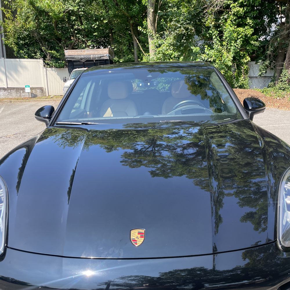 2022 Porsche Cayenne Base
