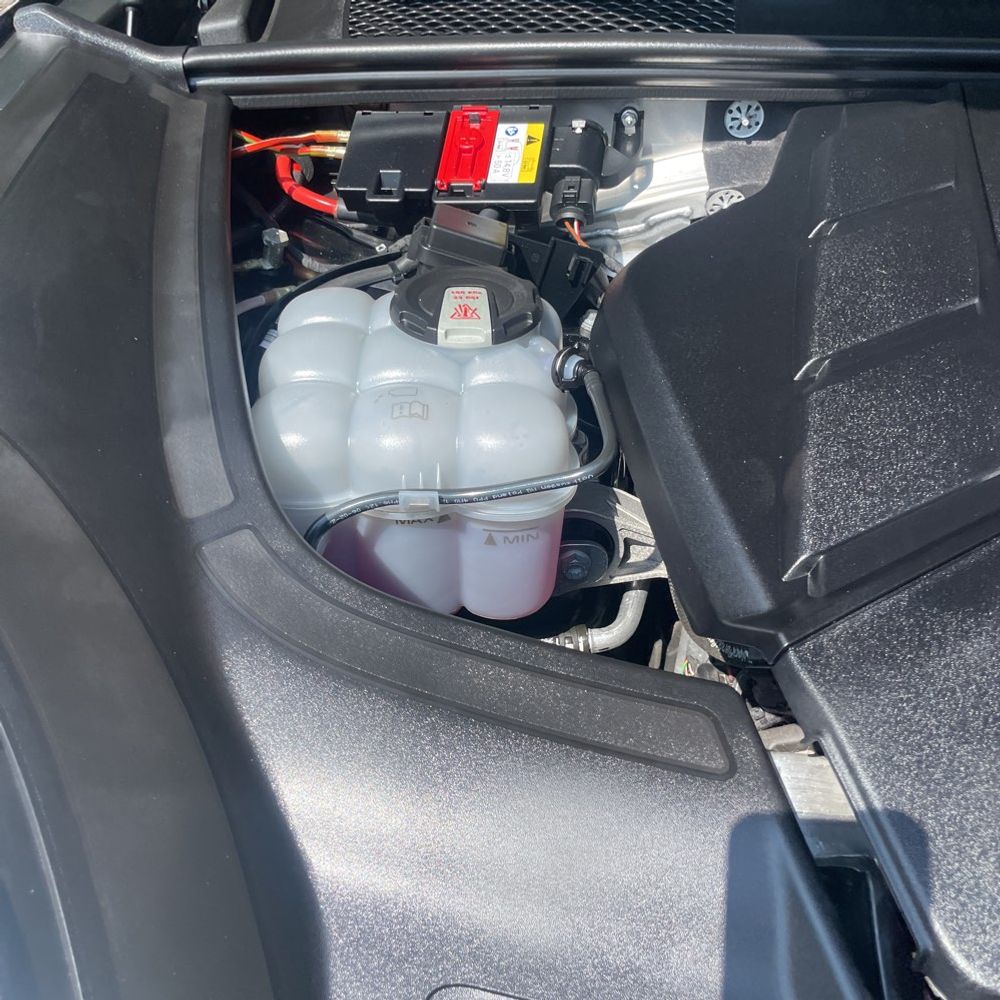 2022 Porsche Cayenne Base
