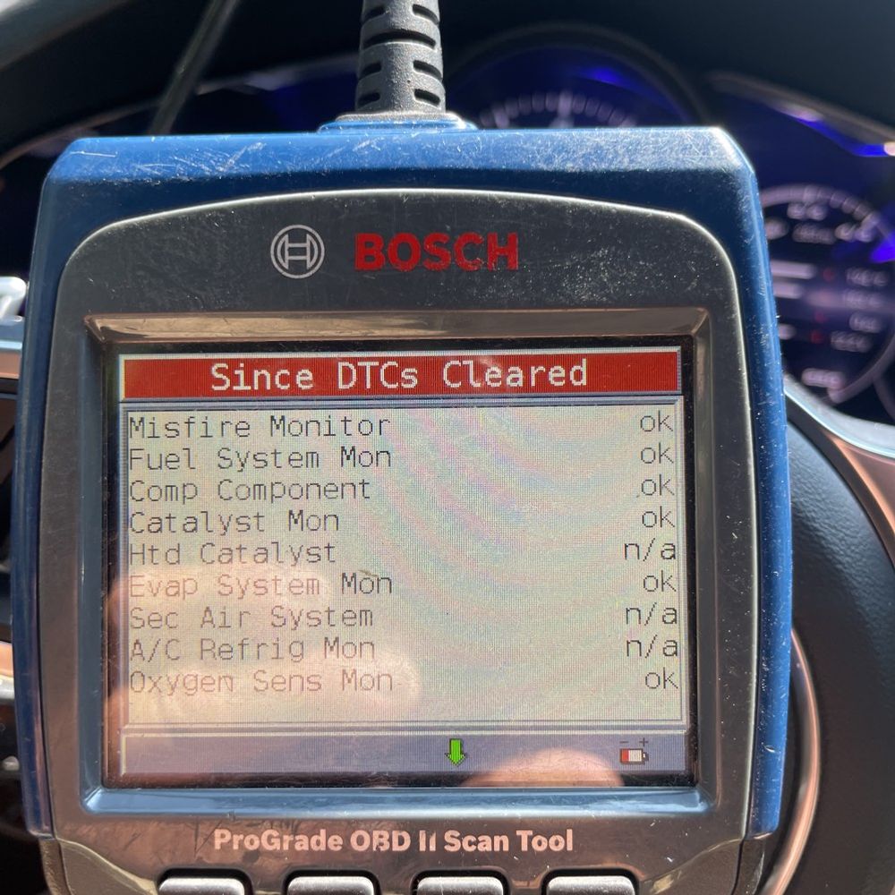 2022 Porsche Cayenne Base