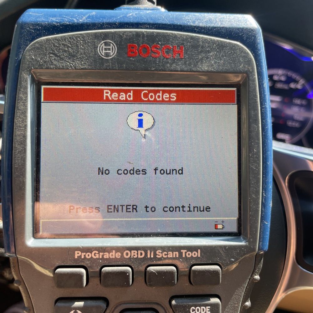 2022 Porsche Cayenne Base