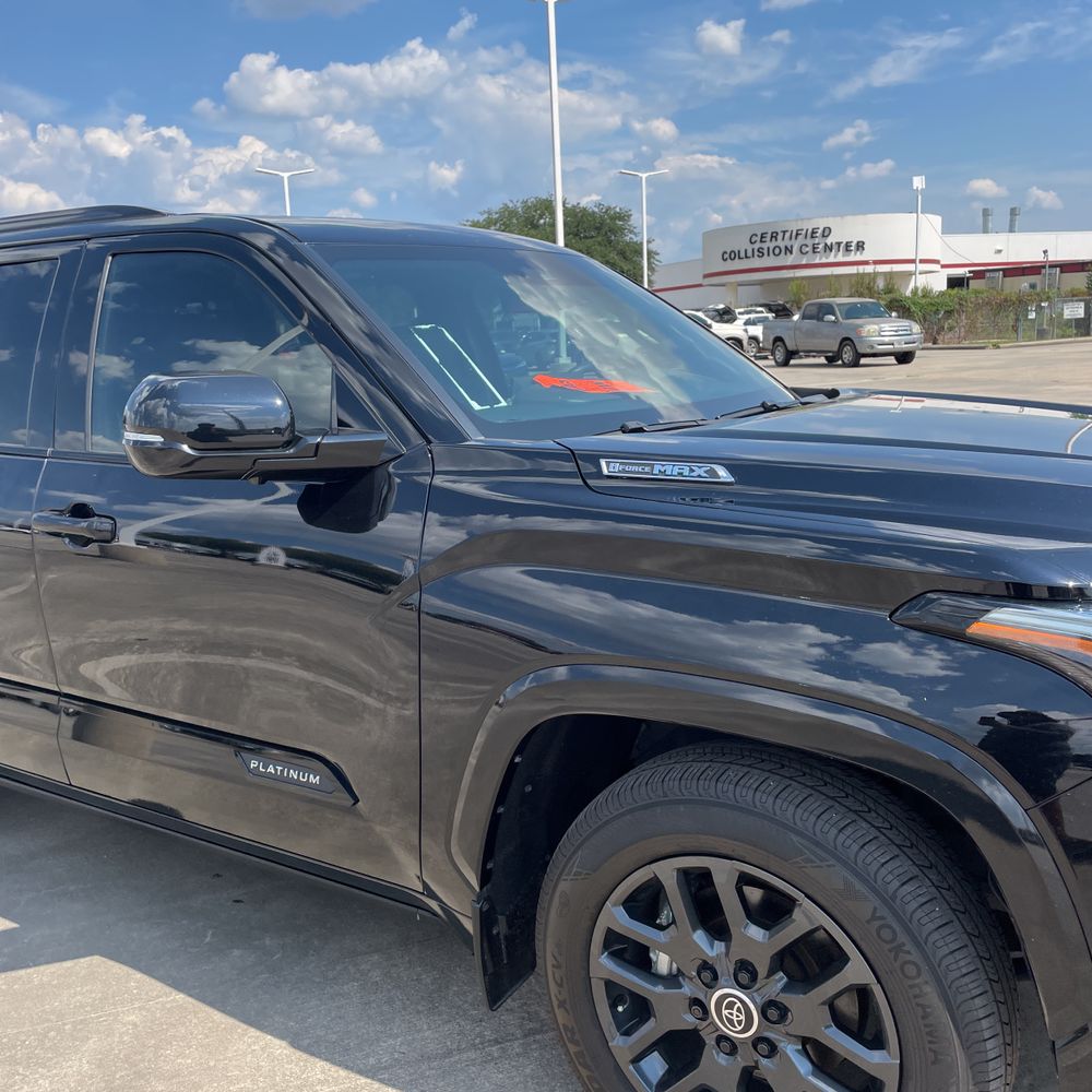 2024 Toyota Sequoia Platinum
