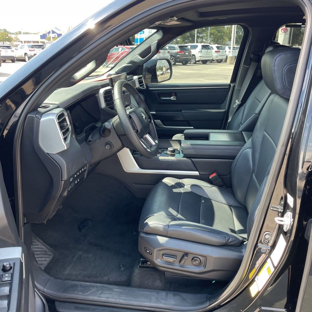 2024 Toyota Sequoia Platinum