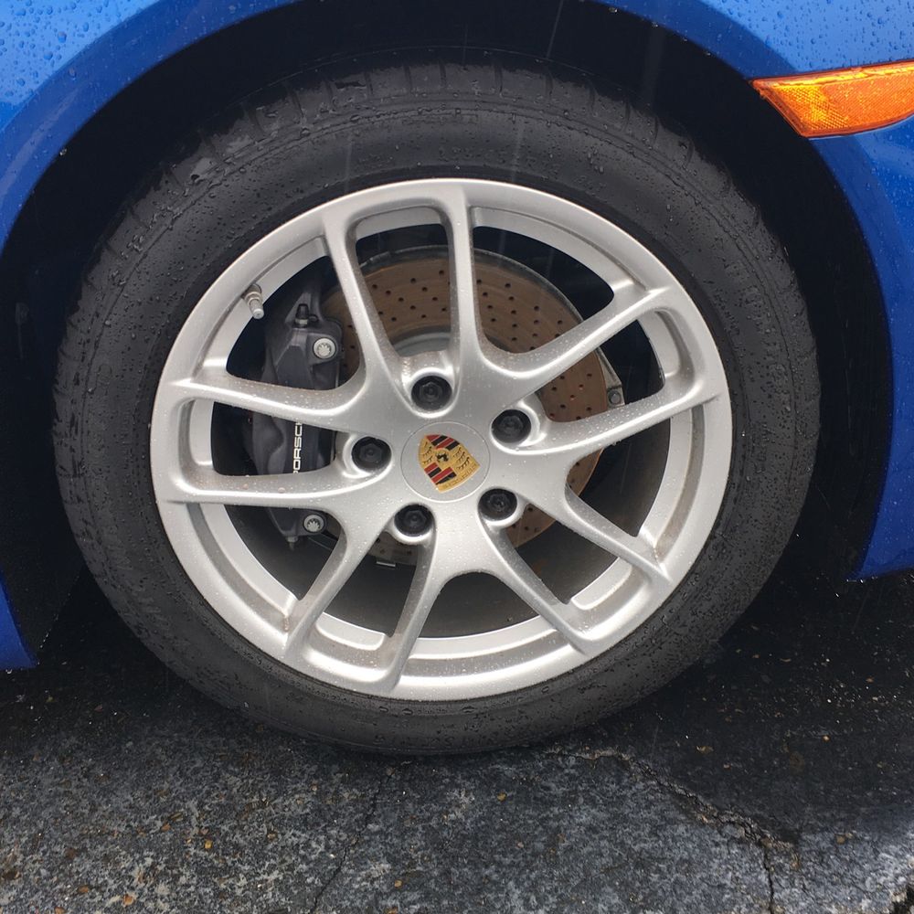 2016 Porsche Cayman Base
