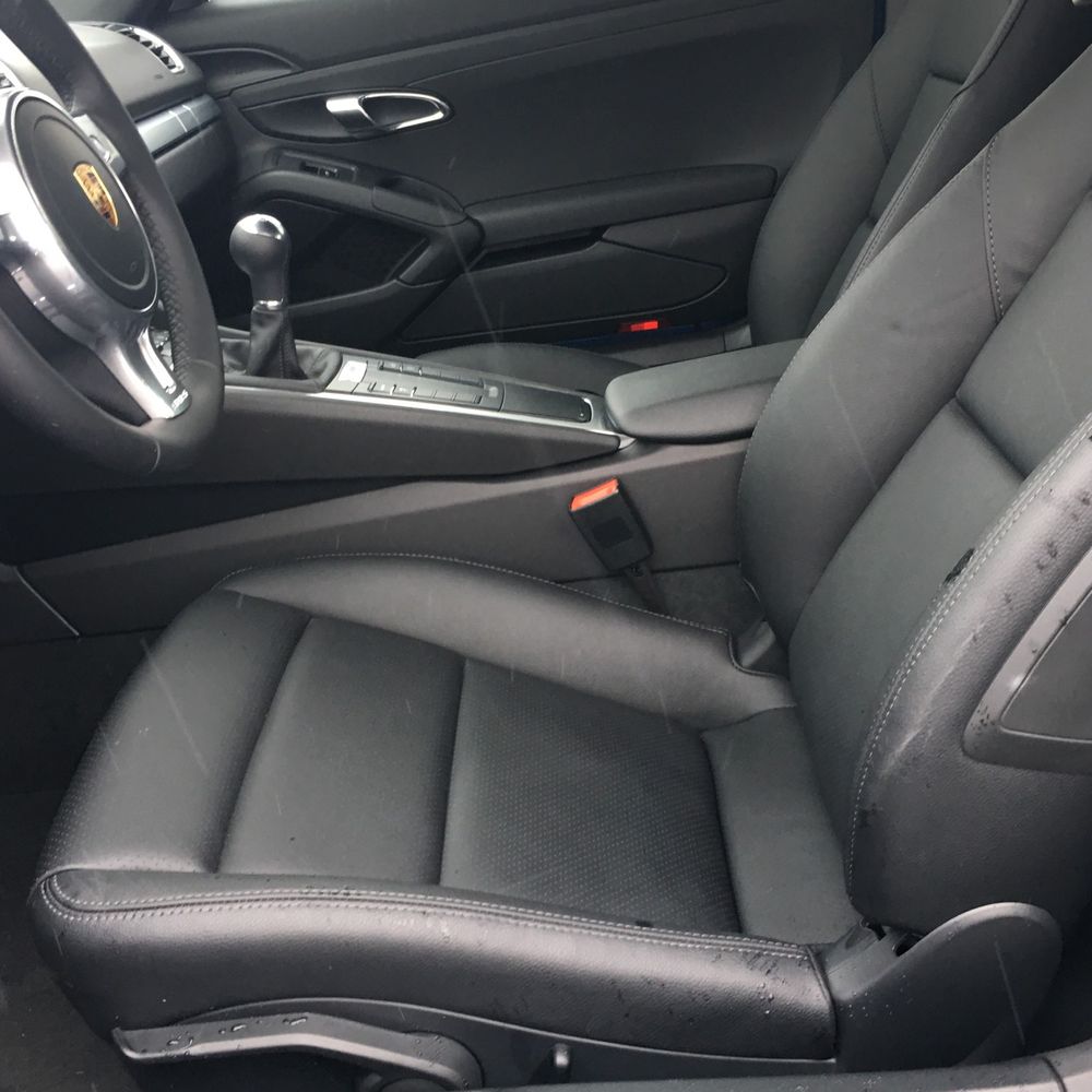 2016 Porsche Cayman Base