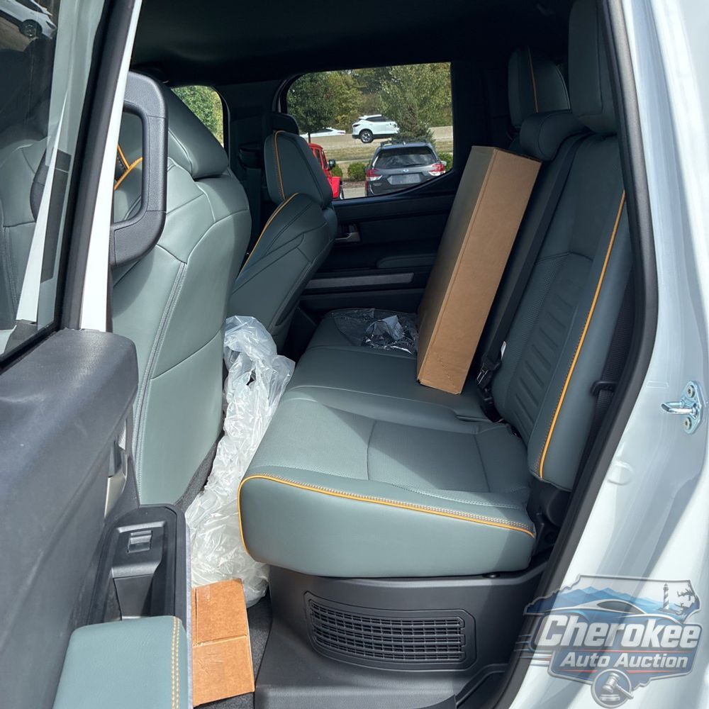 2025 Toyota Tacoma Trailhunter HV