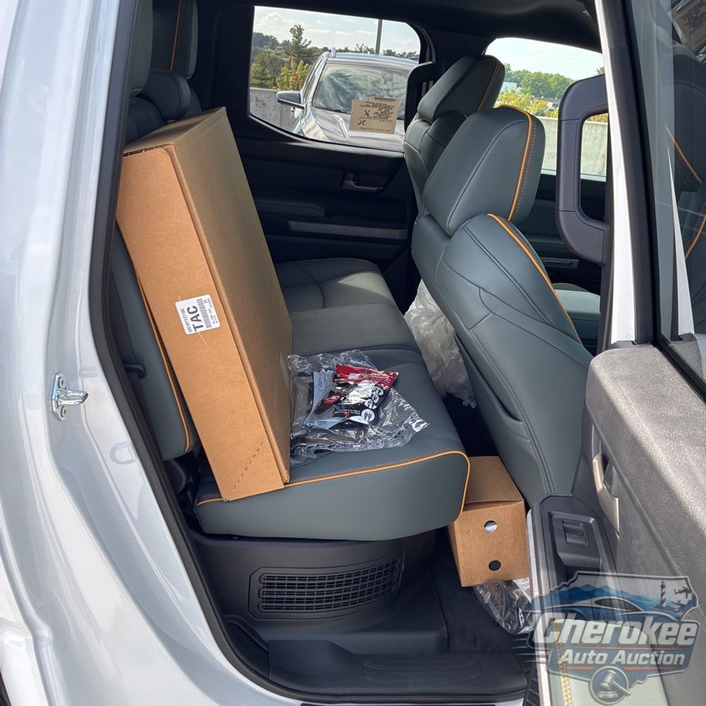 2025 Toyota Tacoma Trailhunter HV