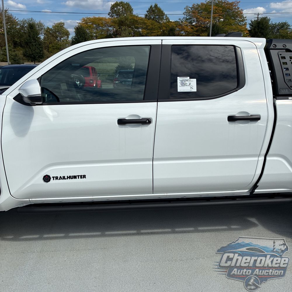 2025 Toyota Tacoma Trailhunter HV