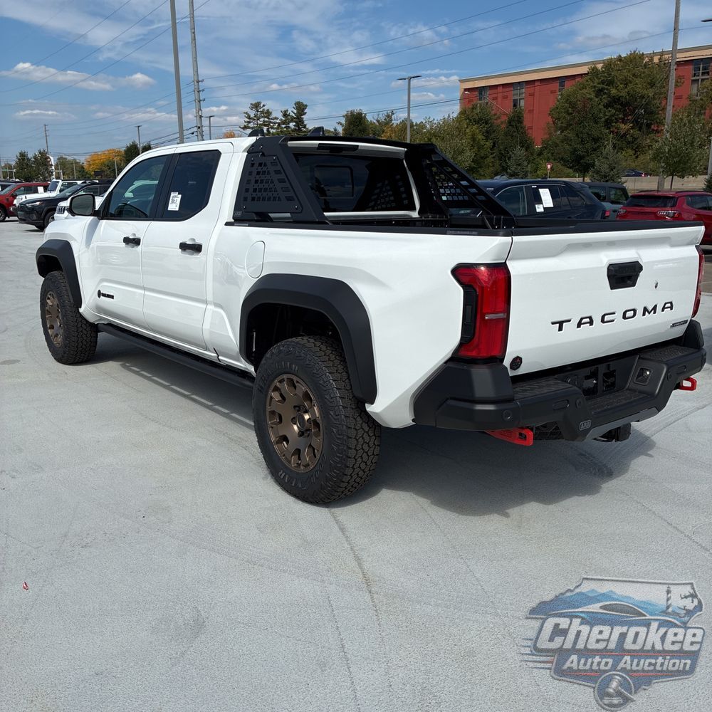 2025 Toyota Tacoma Trailhunter HV