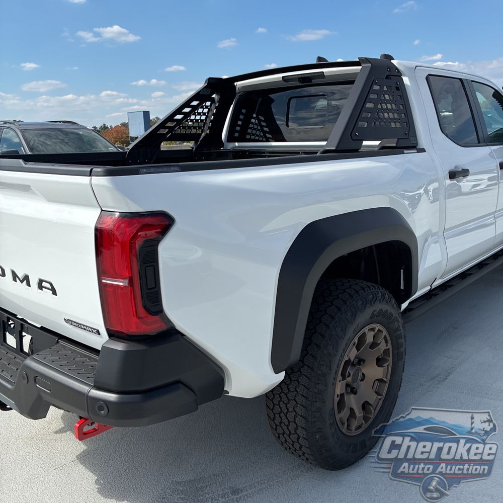2025 Toyota Tacoma Trailhunter HV