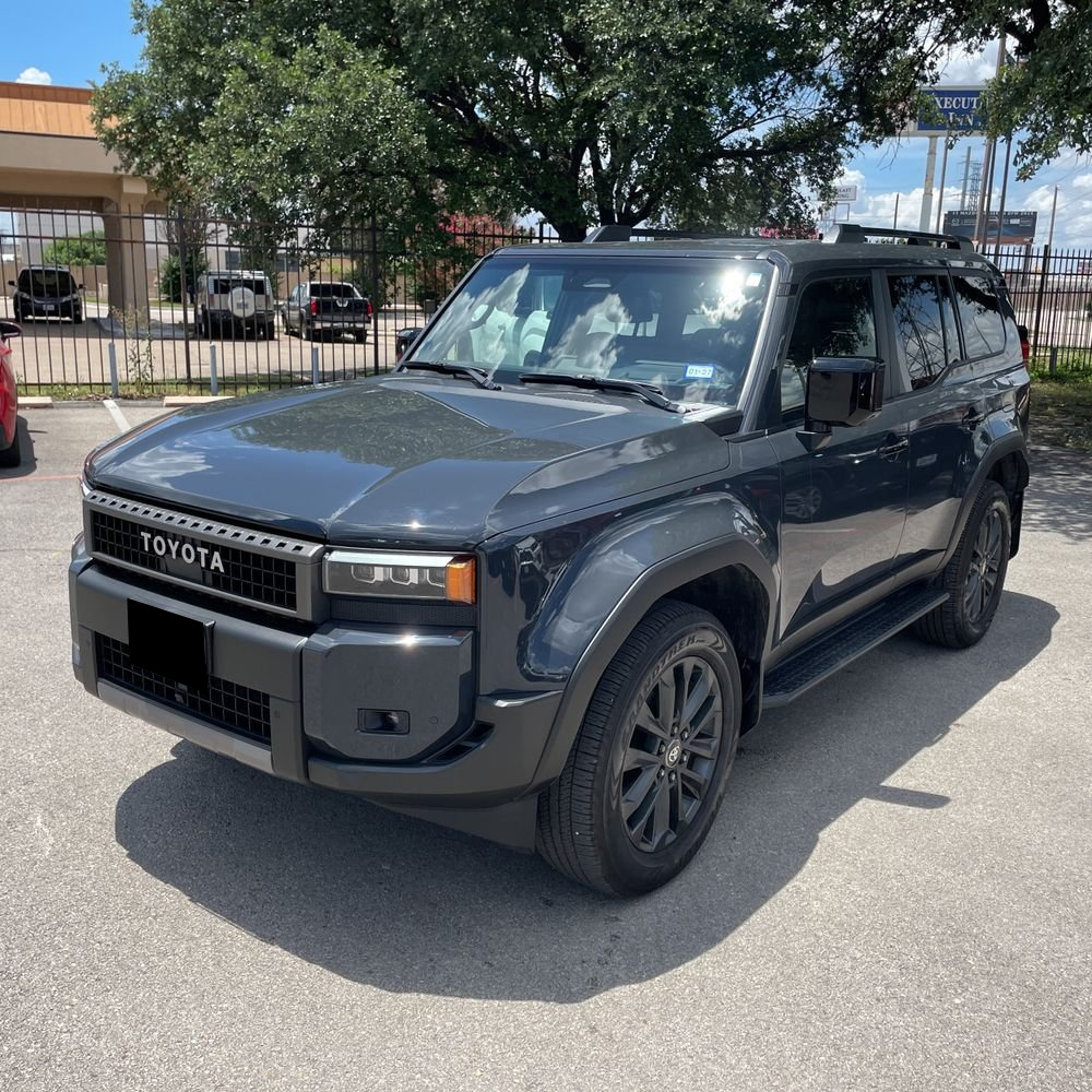 2025 Toyota Land Cruiser Base