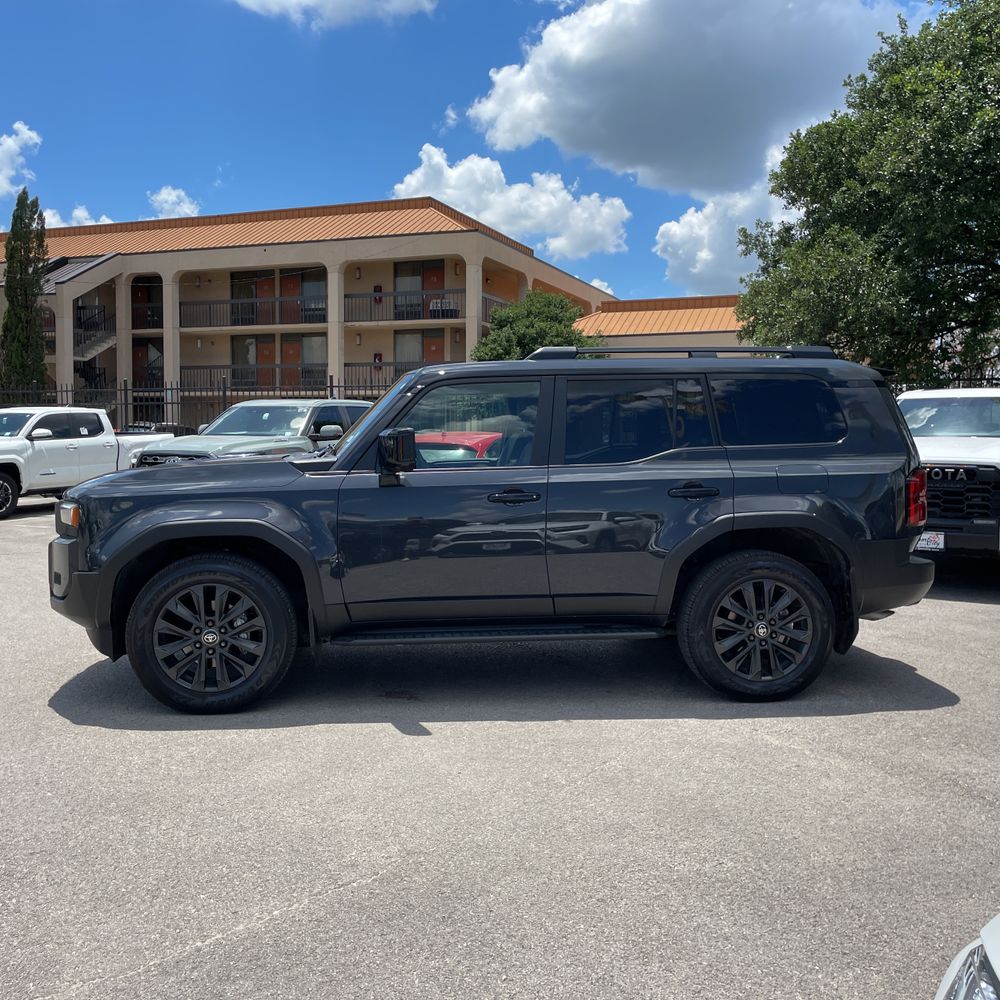 2025 Toyota Land Cruiser Base