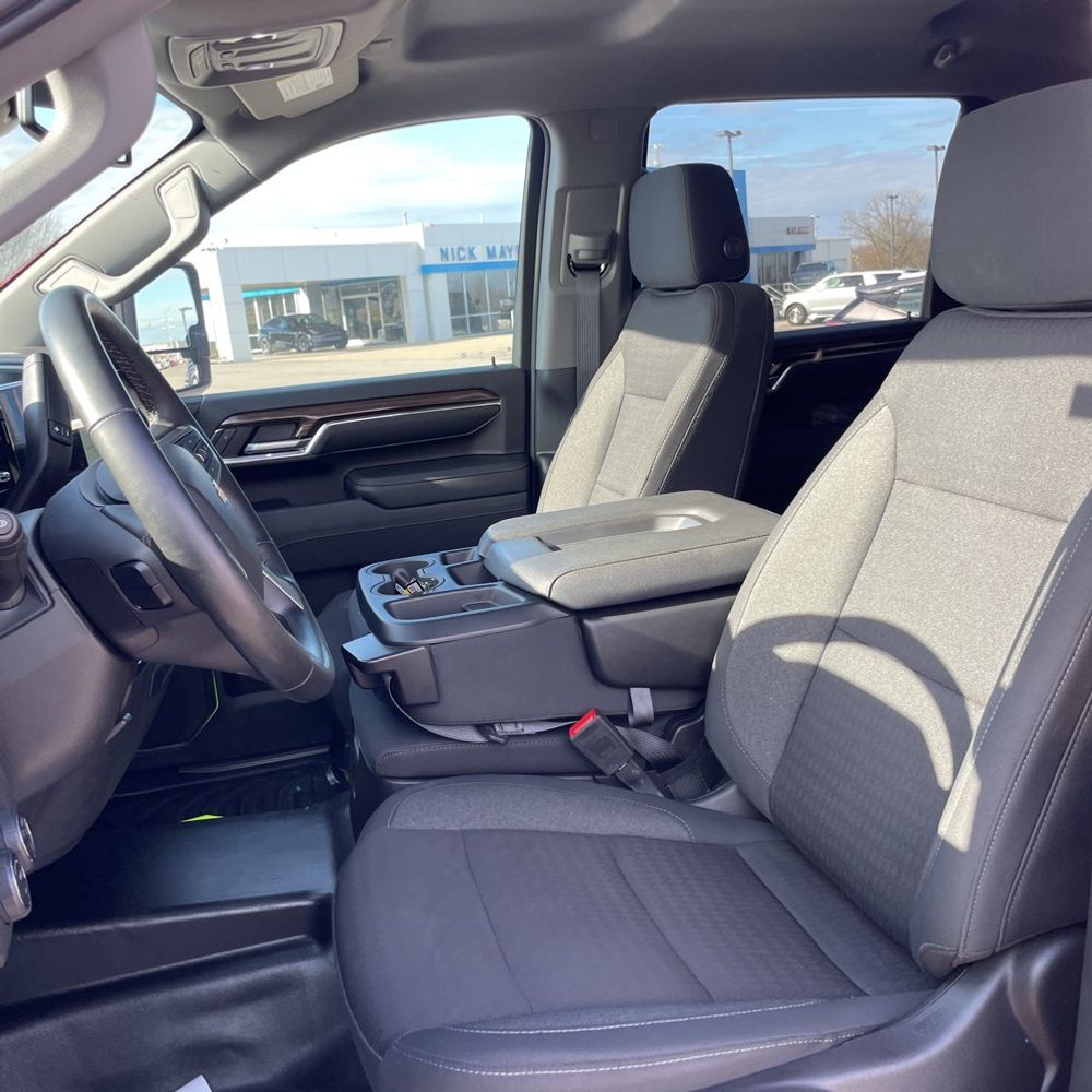 2024 Chevrolet Silverado 3500HD CC LT