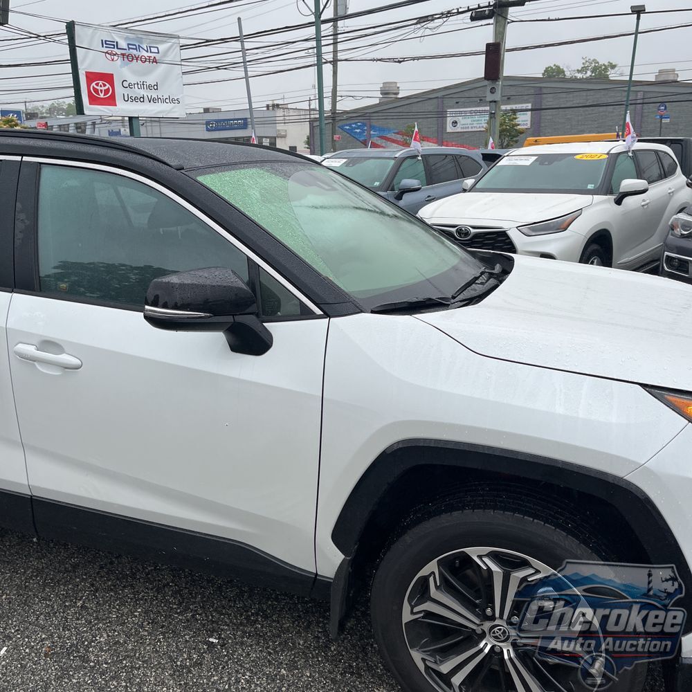 2025 Toyota RAV4 Plug-in Hybrid XSE