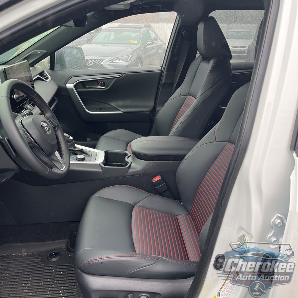 2025 Toyota RAV4 Plug-in Hybrid XSE