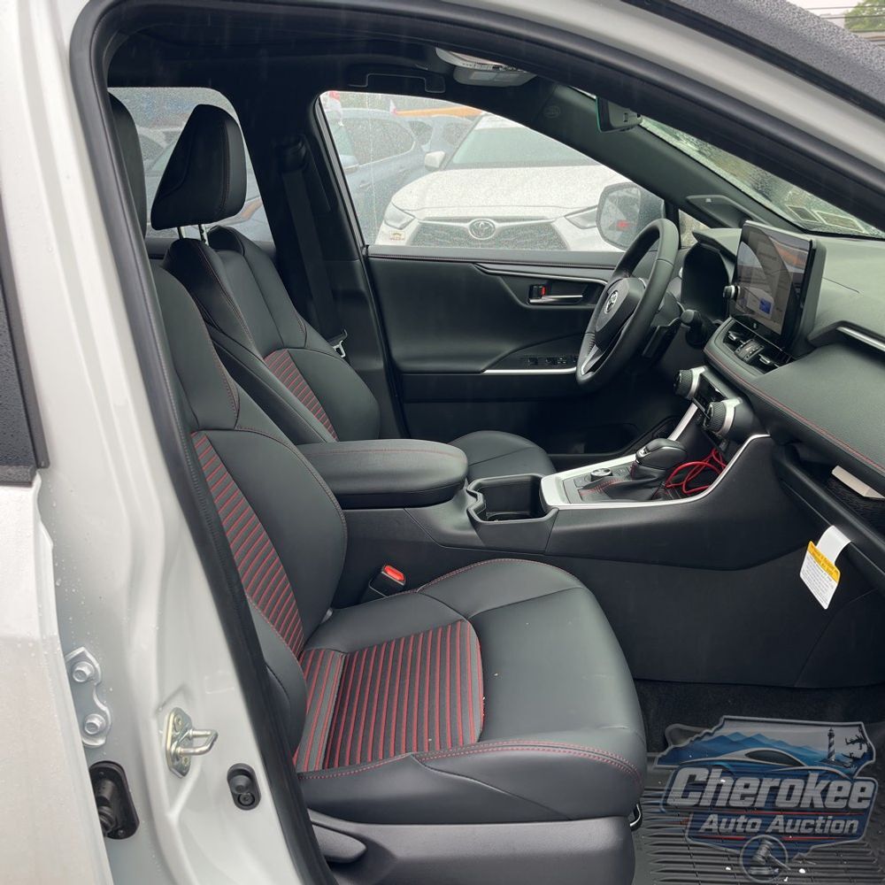 2025 Toyota RAV4 Plug-in Hybrid XSE