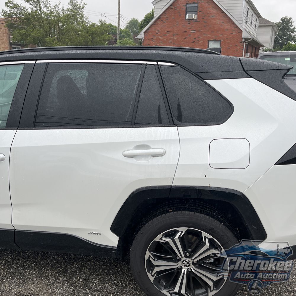 2025 Toyota RAV4 Plug-in Hybrid XSE