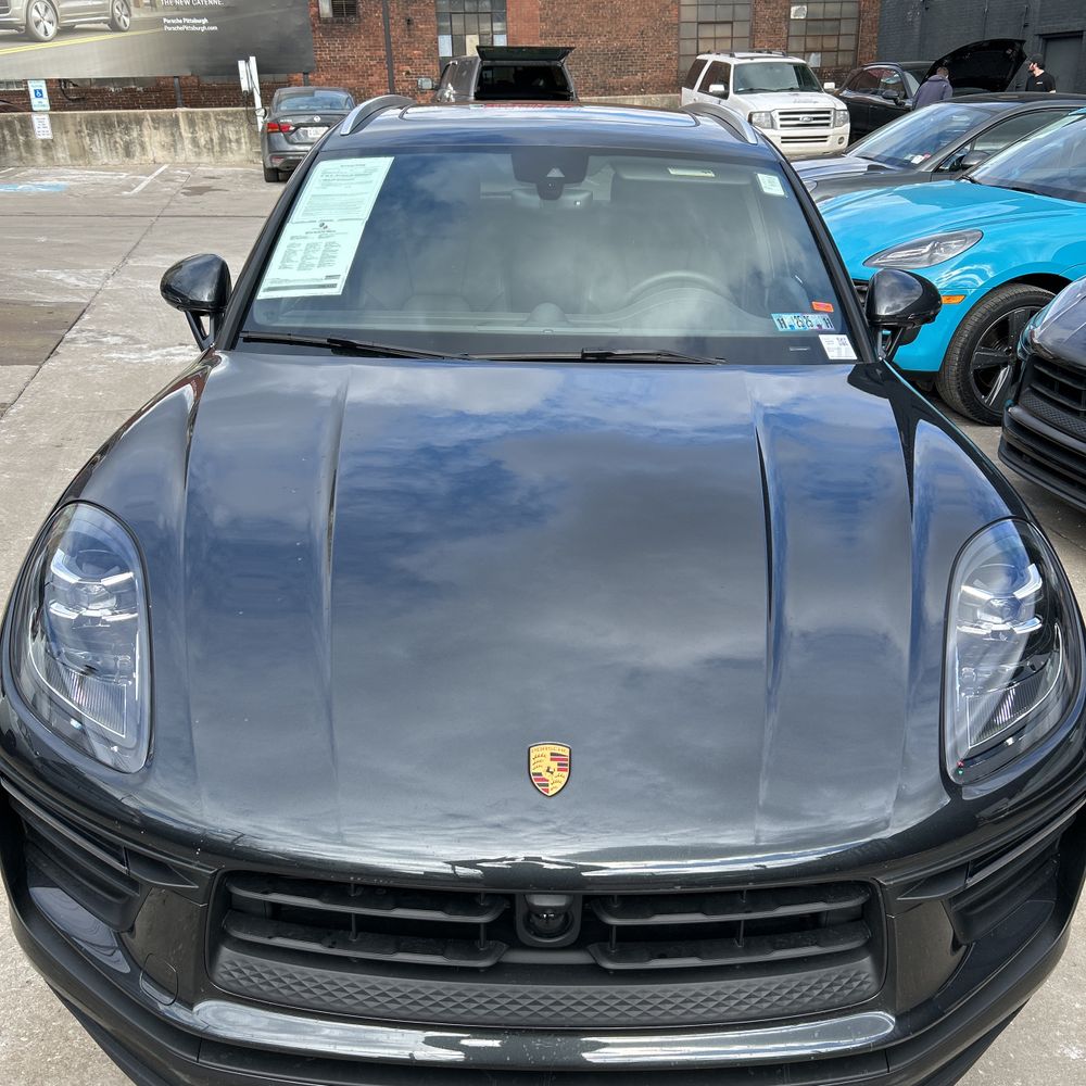 2024 Porsche Macan Base