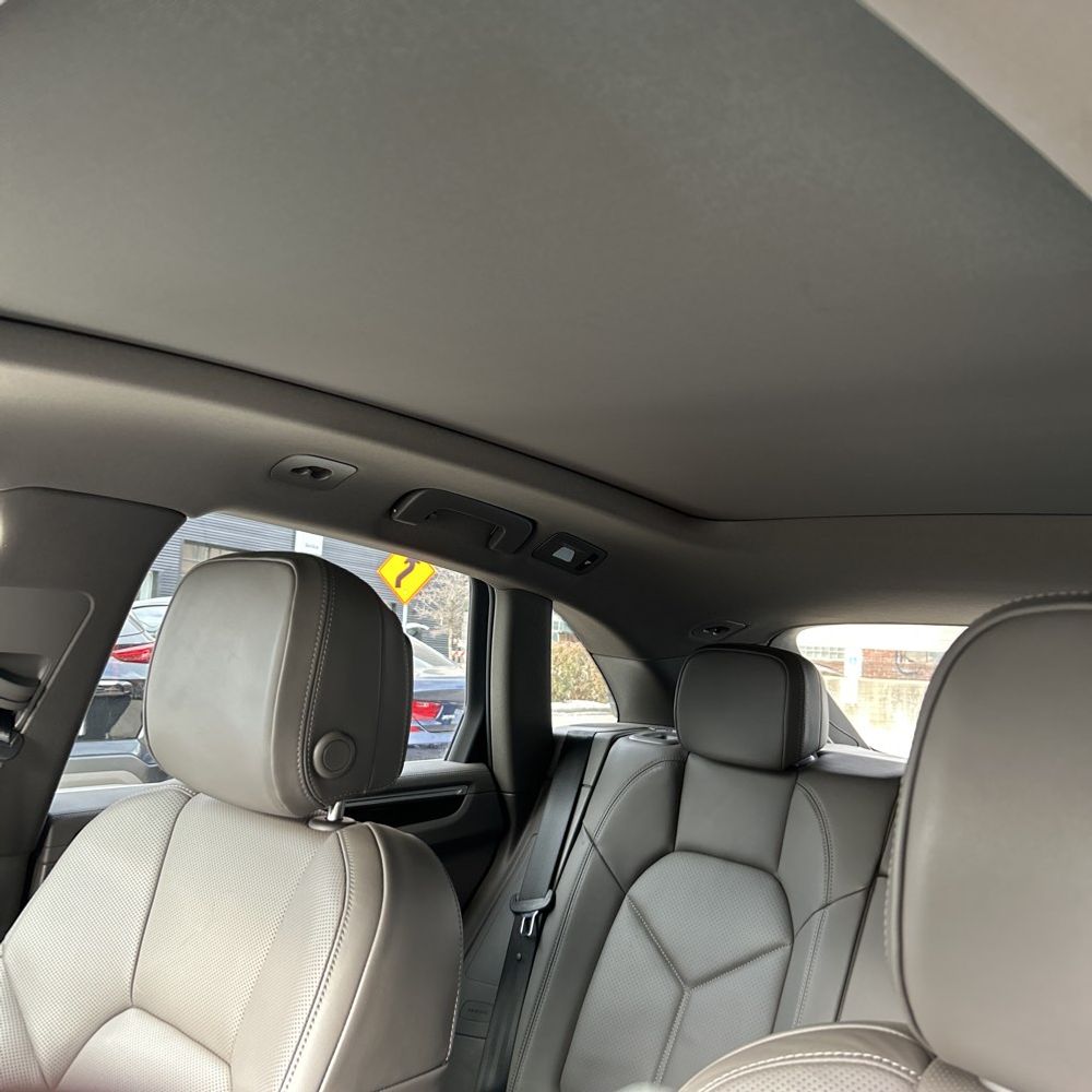 2024 Porsche Macan Base