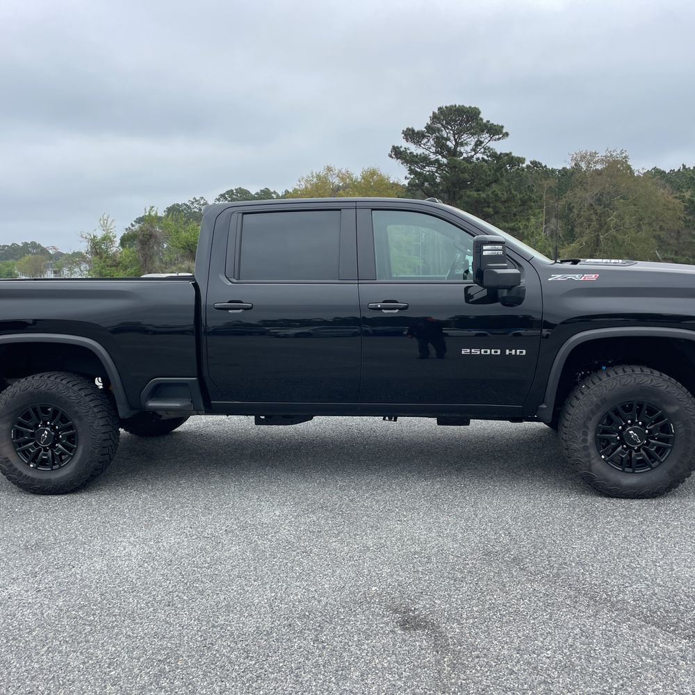 2025 Chevrolet Silverado 2500HD ZR2