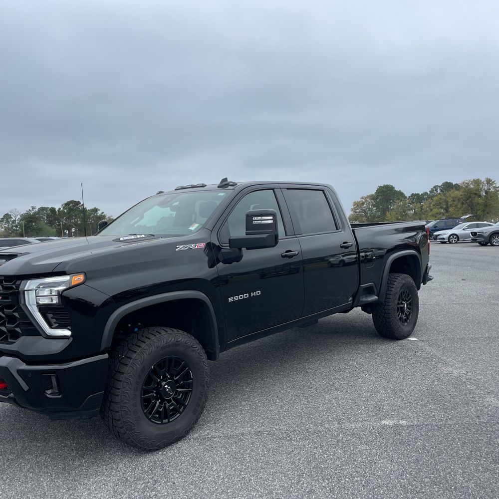 2025 Chevrolet Silverado 2500HD ZR2