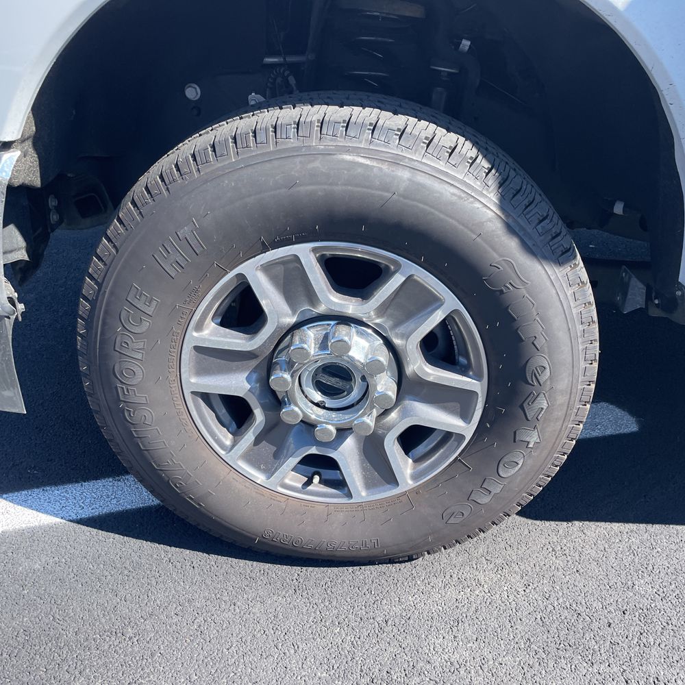 2024 Ford F350 S/D Lariat