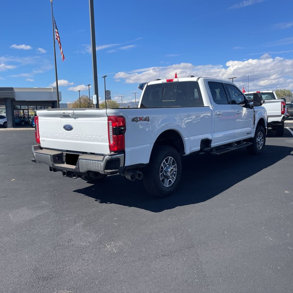 2024 Ford F350 S/D Lariat