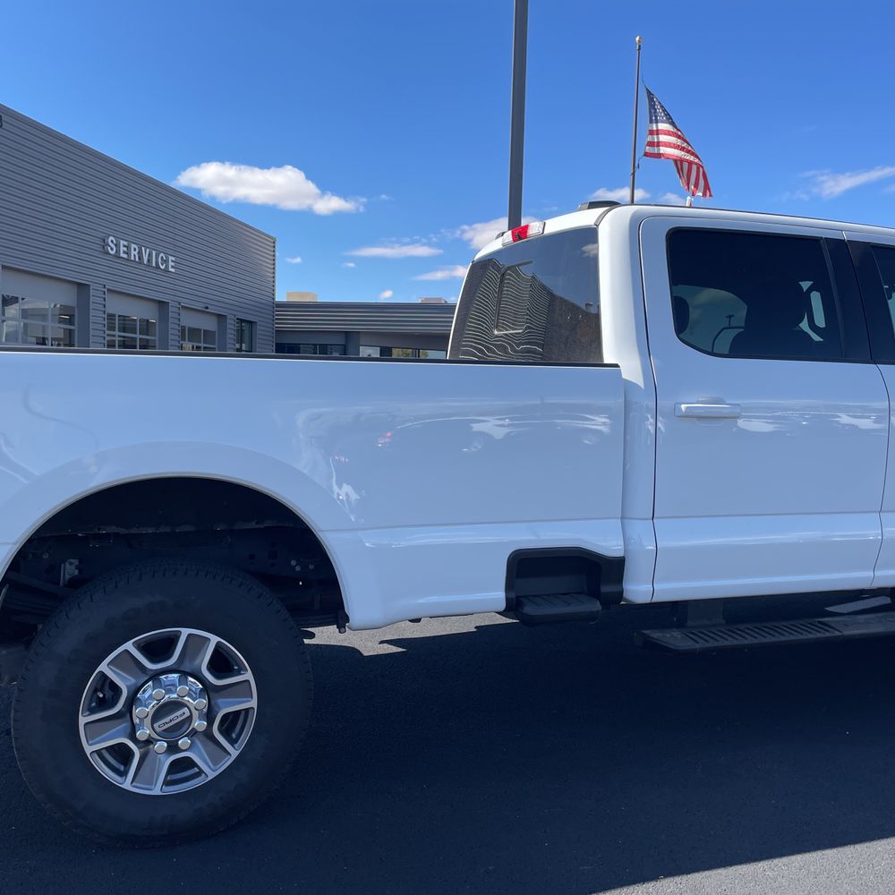 2024 Ford F350 S/D Lariat