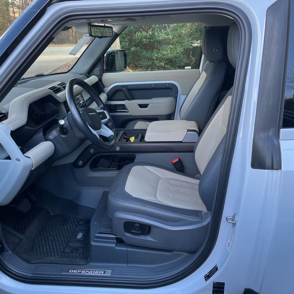 2022 Land Rover Defender 90 X-Dynamic SE