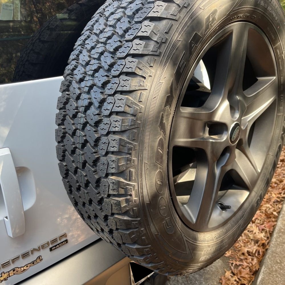 2022 Land Rover Defender 90 X-Dynamic SE