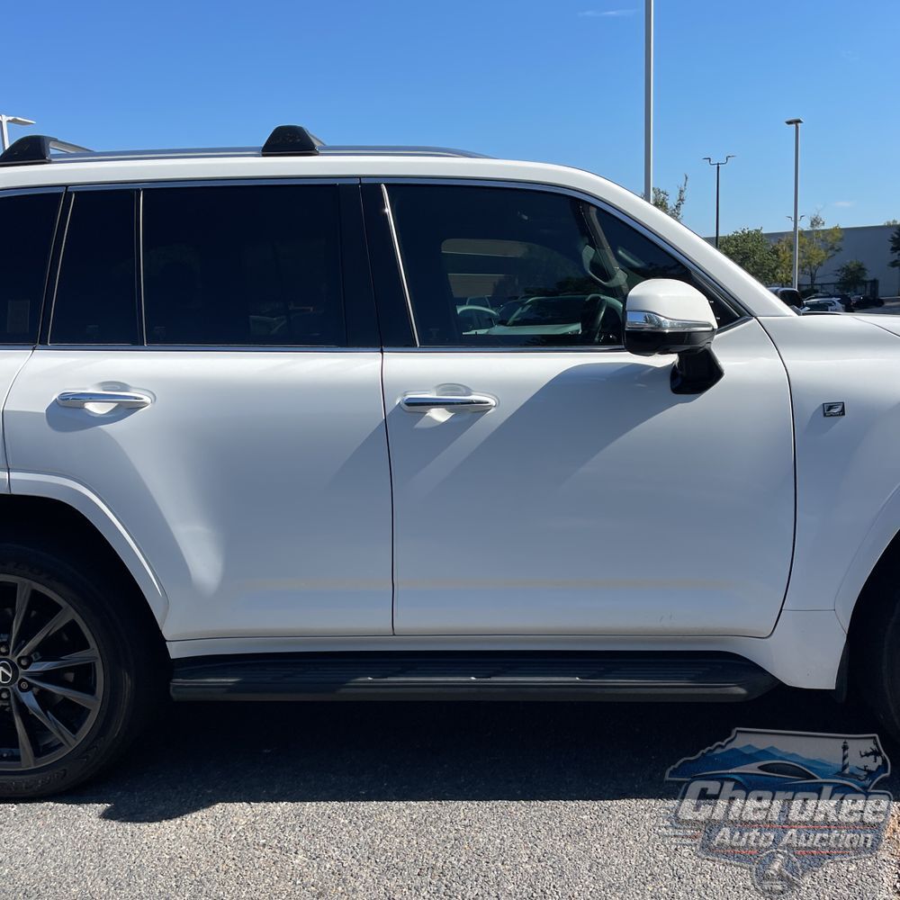 2023 Lexus LX 600 F SPORT Handling