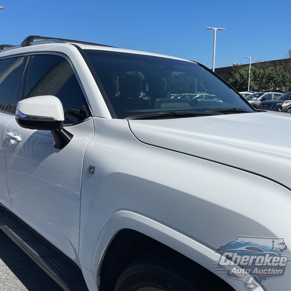 2023 Lexus LX 600 F SPORT Handling