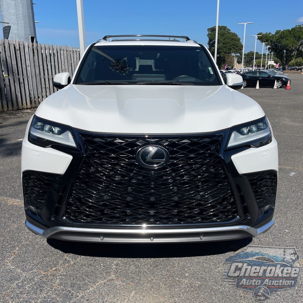 2023 Lexus LX 600 F SPORT Handling