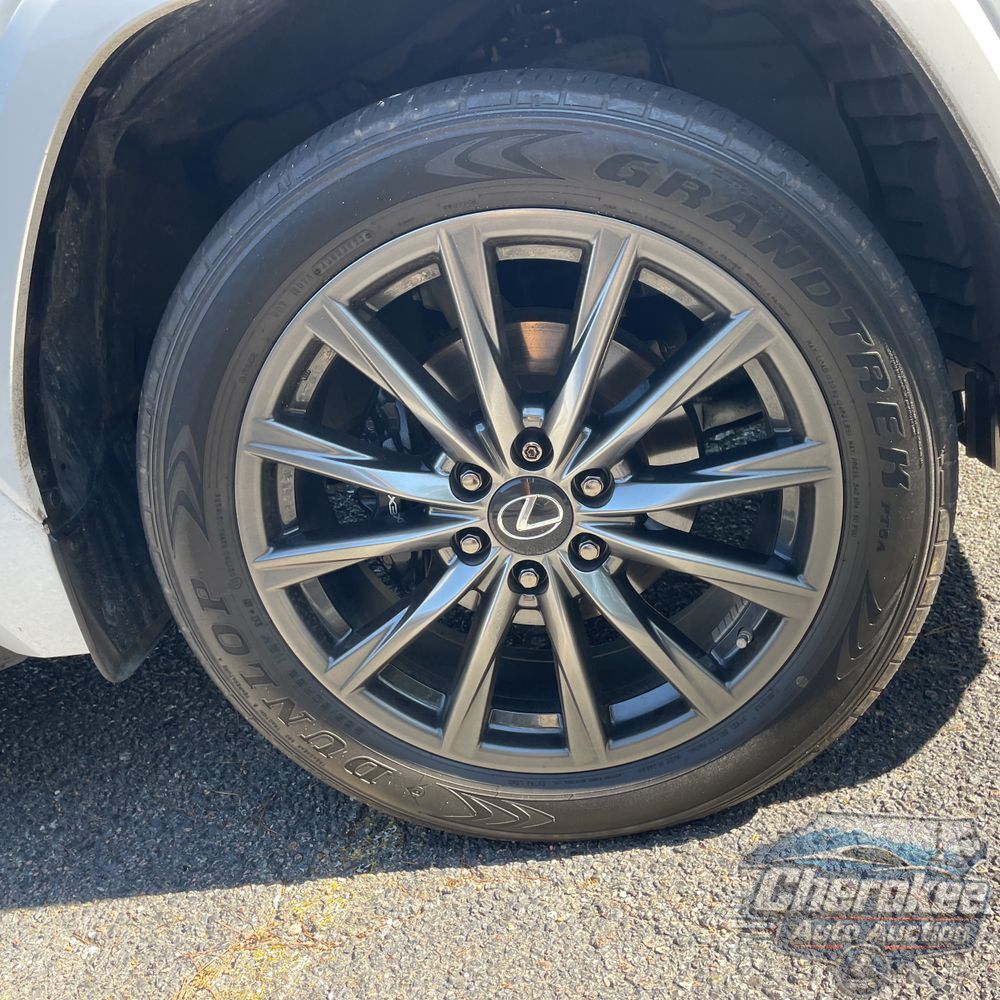 2023 Lexus LX 600 F SPORT Handling