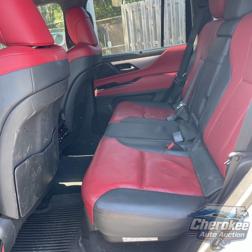 2023 Lexus LX 600 F SPORT Handling