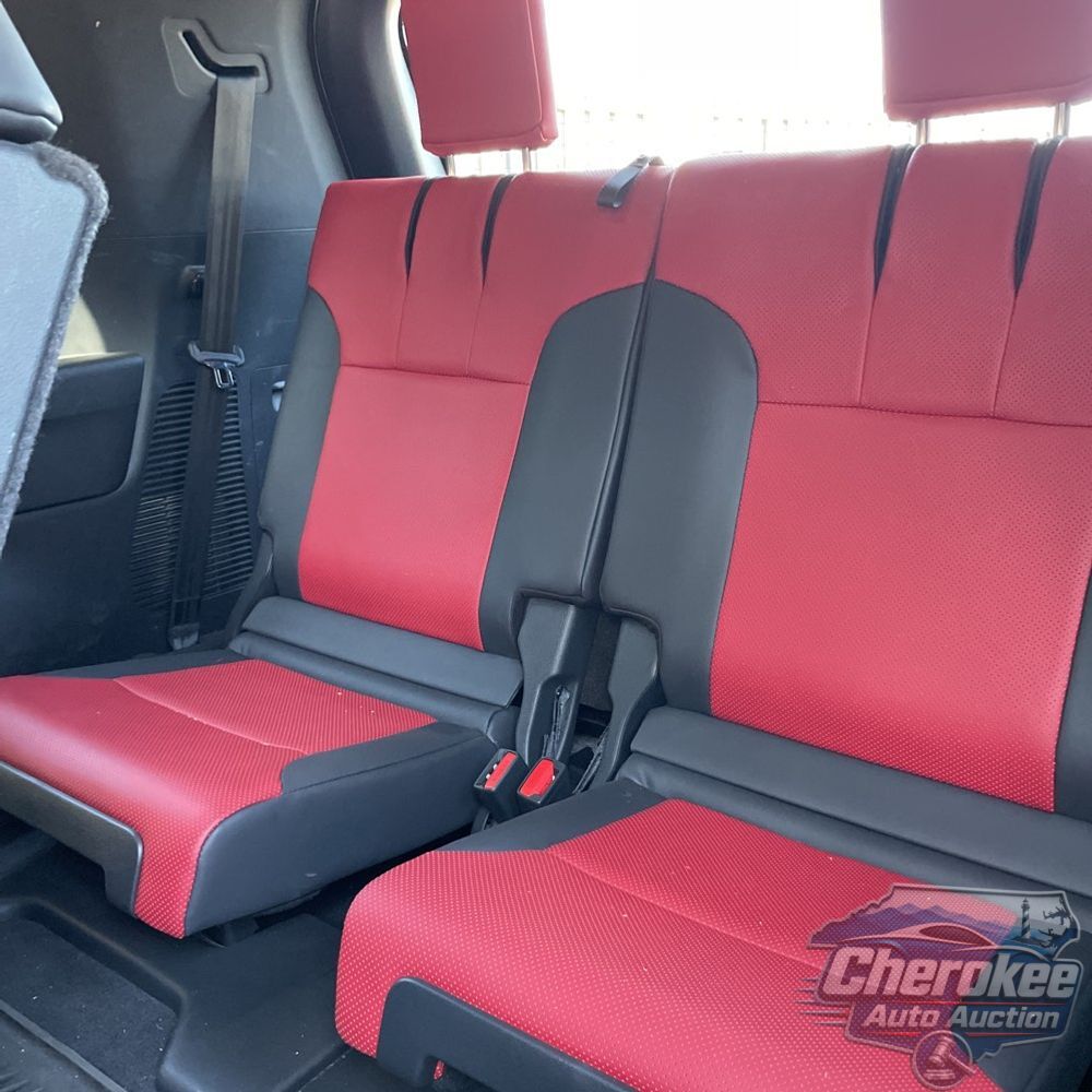 2023 Lexus LX 600 F SPORT Handling