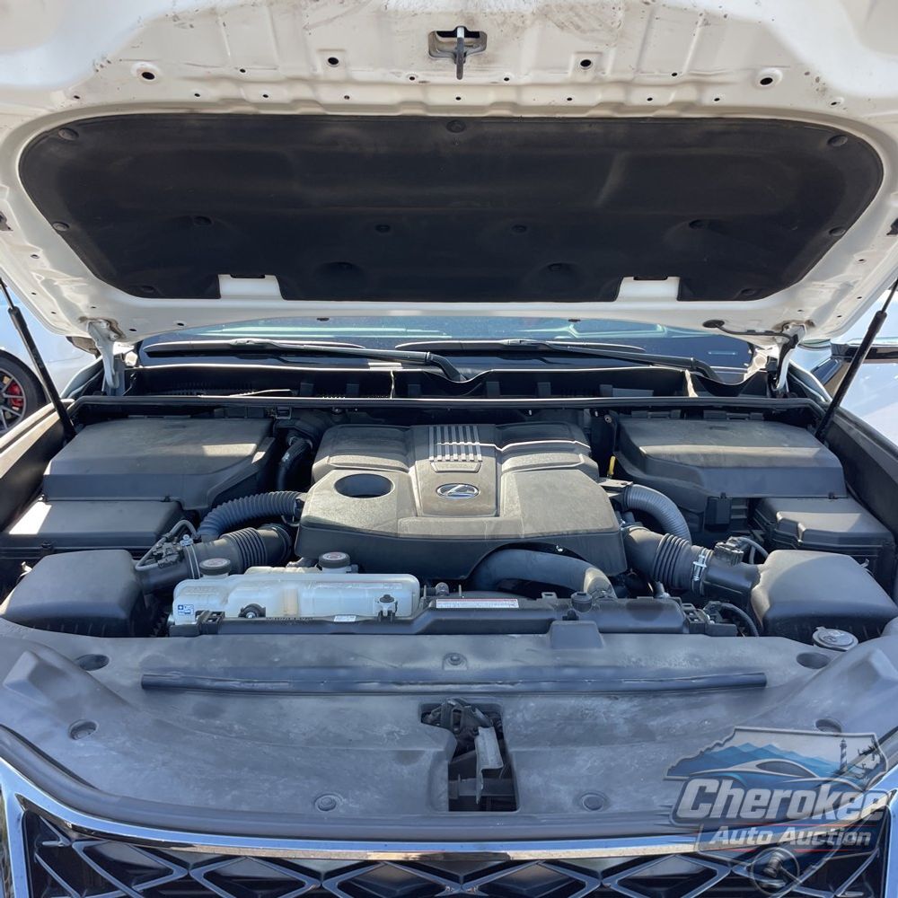 2023 Lexus LX 600 F SPORT Handling