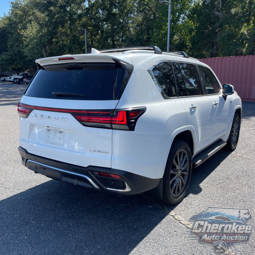 2023 Lexus LX 600 F SPORT Handling