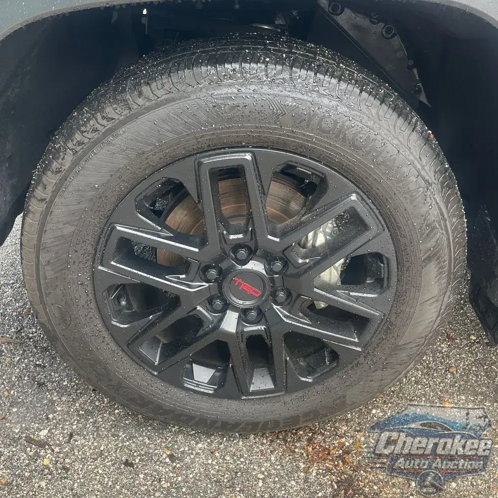2024 Toyota Sequoia SR5