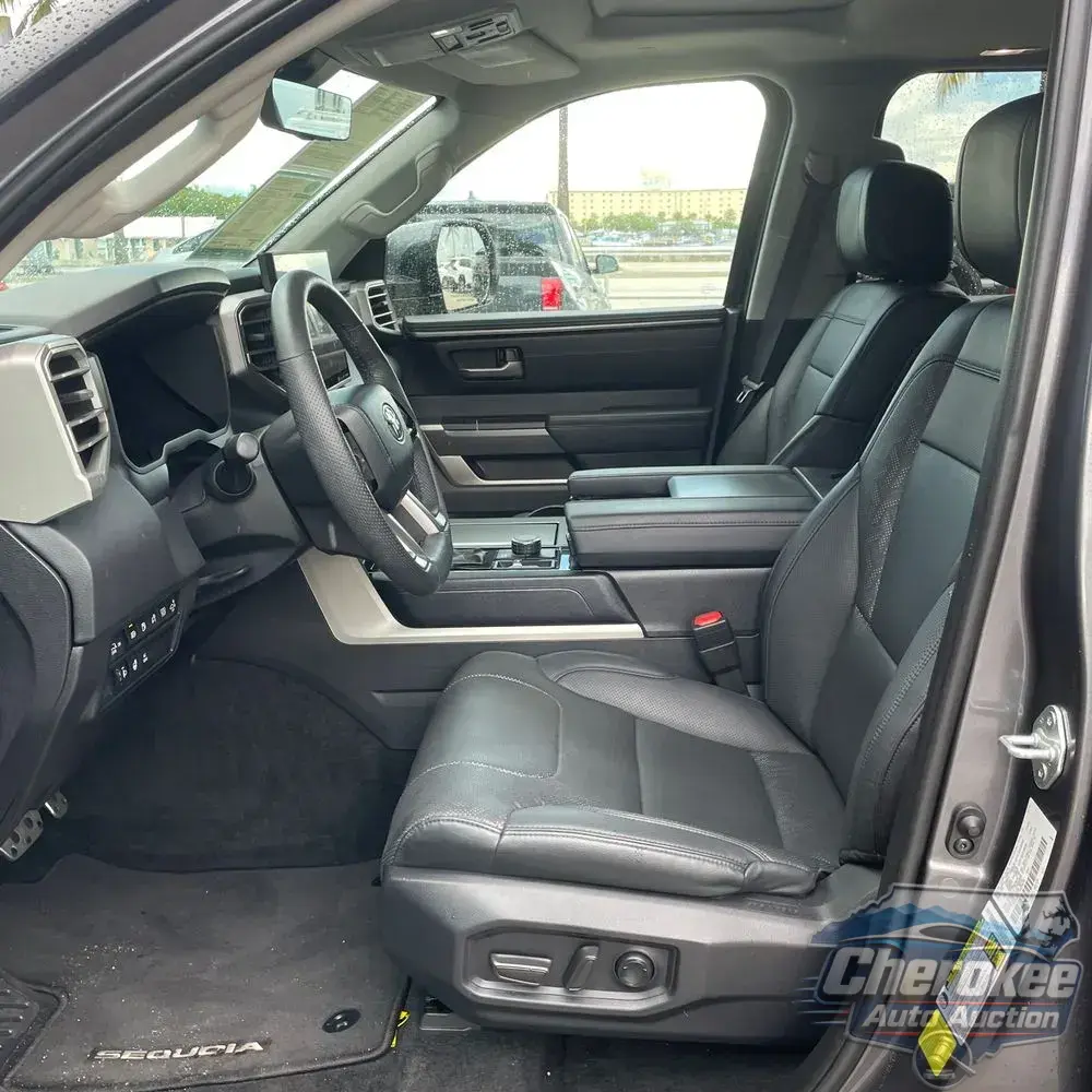 2024 Toyota Sequoia SR5